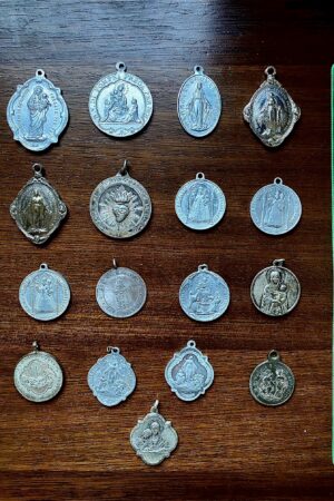 Medagliette grandi (prezzo variabile cadauna)